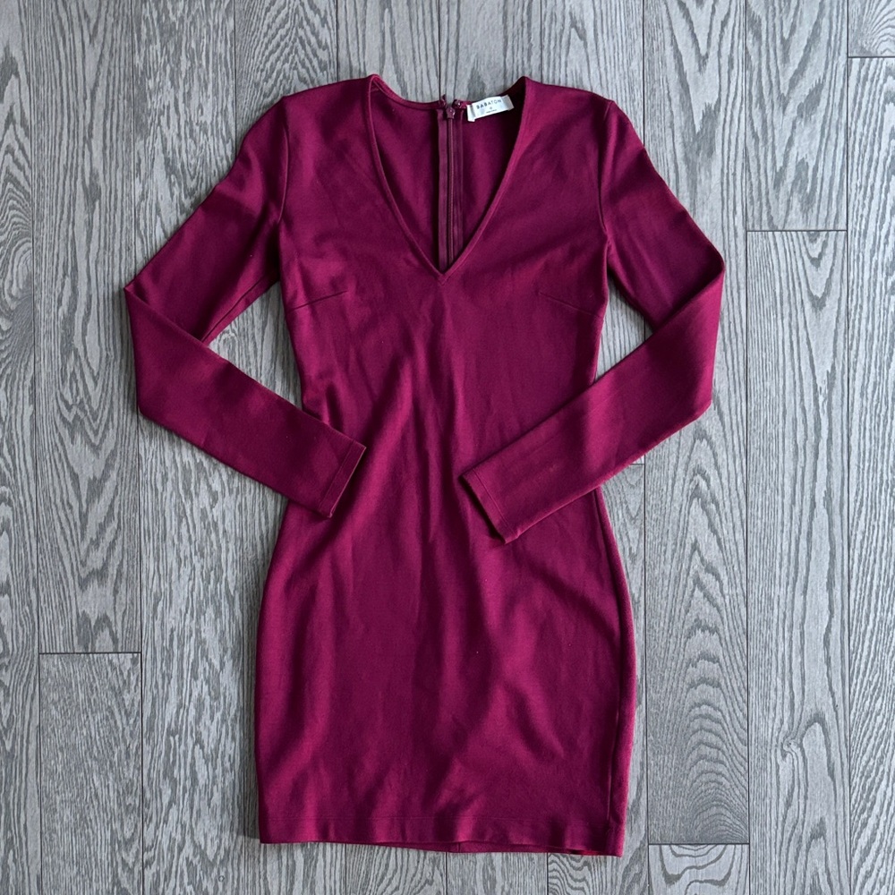 Babaton V-Neck Dress🩷💫